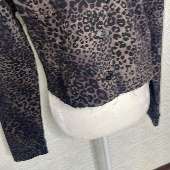 Nine West Cropped Sarah Jacket with a Raw Hem, Color is Wild One - Picture 3 of 10